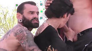 Threesome BDSM down to the ground nature